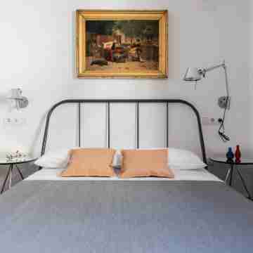 Bubuflats / Mercat Rooms