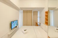 Studio Cozy Tokyo Riverside Pik 2 by Travelio Hotels in Kosambi