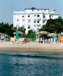 Hotel Mirage - Beach