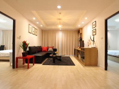 Serena Sathorn Suites