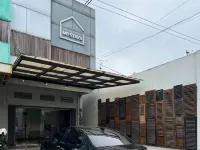 RedDoorz @ Mystays Pemuda Cepu Blora Hotel dekat Nindy Nanda