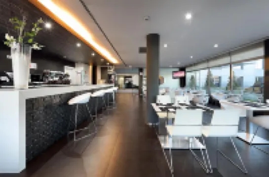 ユーロスターズ アレナス デ ピント