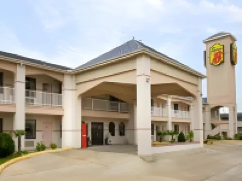 Super 8 by Wyndham Galveston Hotels near Port of Galveston