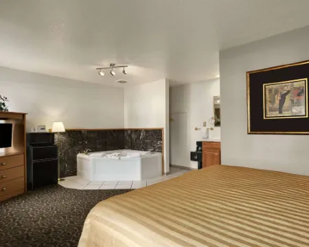 Travelodge by Wyndham Wenatchee Hotels in Wenatchee