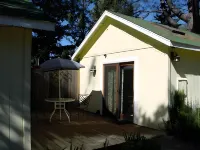 Backyard Garden Oasis Hotels in Cobb