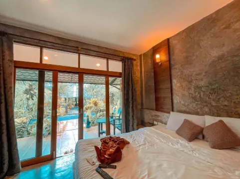 Ruean Thai Nai Bang by Pansak Resort