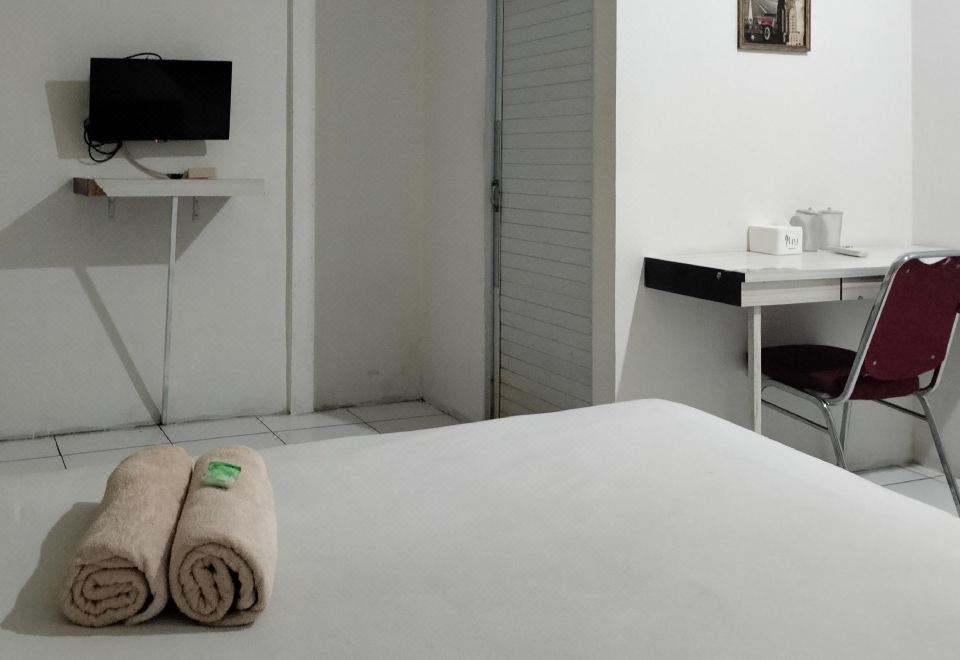 Cozy Home 2 Manado RedPartner