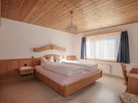 Ferienwohnung Chasa Plajet 8B