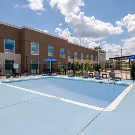 Holiday Inn Express & Suites WILSON I-95 by IHG