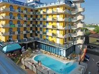 Hotel Brioni Mare - piscina