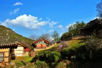 Goesan Geumseong Pension Hotels near Kolon Camping Park