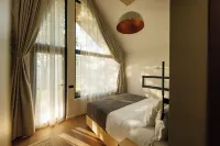 Reconnect Glamping Stulpicani Hotels in Frumosu