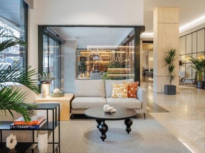 Hotel Santiago Plaza, Affiliated by Meli�