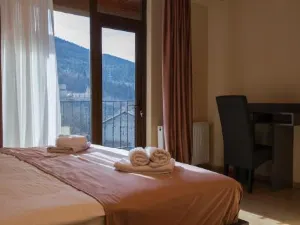 Hotel Mansarda Mestia