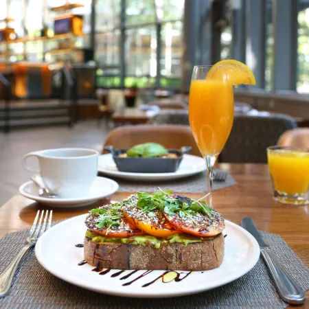 Crowne Plaza ATLANTA PERIMETER AT RAVINIA by IHG