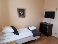 Hotell Dacke Hotels near H-City