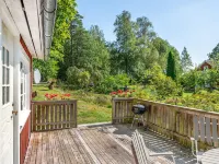 Stenfors Hotels near Solsidan i Mossbrohult