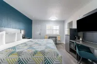 Studio 6 Suites Madera, CA - Yosemite فنادق في ماديرا