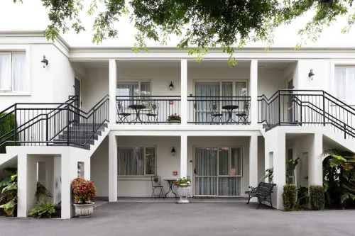 The Milano Christchurch - Motels