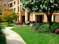 Courtyard Atlanta Alpharetta Hotels in Fulton County