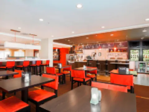 Courtyard Salinas Monterey Hoteles en Salinas