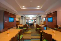 Fairfield Inn & Suites Greenwood - sarapan