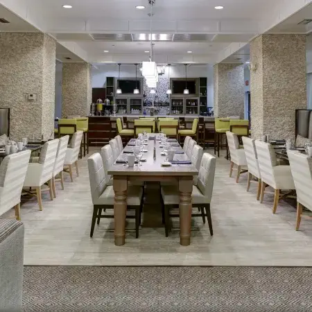 DoubleTree by Hilton Biloxi
