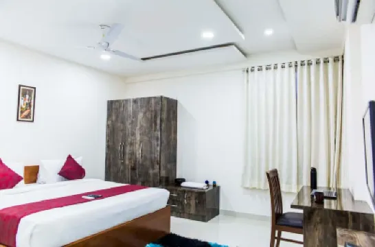 Aptly Premium Serviced Apartments - A Brand Unit of Skyla - Lotus Pond Hotels in 