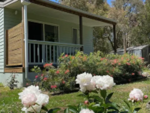 Tindoona Cottages Hotels in Foster