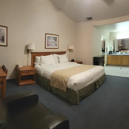 Garden Inn and Suites Fresno
