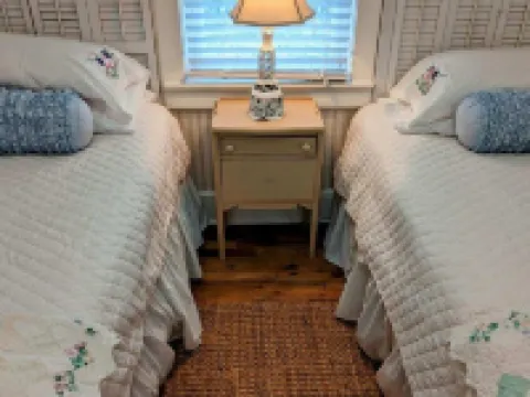 The Olde Springhouse cottage in downtown Abingdon アビンドンのホテル