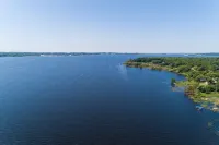 This property is conviently located in Lakeside, within minutes from the Lake. Hotels in Muskegon