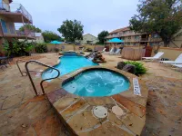 Off the Hook Chardonnay Getaway, Watewheel Condos On The River, pet friendly