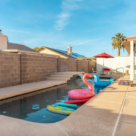 Game Room/ Pool and Jacuzzi Cozy Home in Yuma