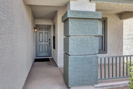 MUST SEE! Large 3-Bedroom Home in Downtown Gilbert