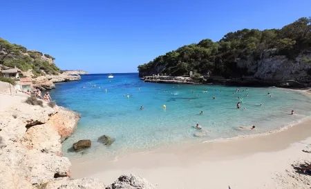 Bella Vista.ETV /1070 BELLA VISTA. Отели рядом с достопримечательностью «Port de Sóller»