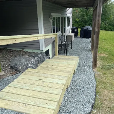 Waterfront Lower Level Apartment Near Acadia-Great for Couples!