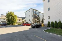 Modern Downtown Masterpiece