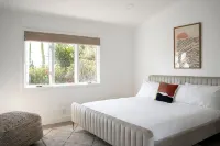 Malibu Living At Its Finest - Just Steps Away From The Beach