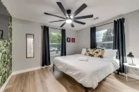 5BR/3BA walking distance to UNT with covered patio - Boutique