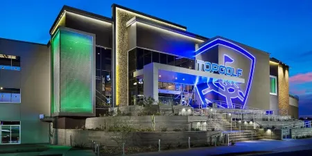 Modern Island Getaway w/ Heated Pool, Bar & Gazebo