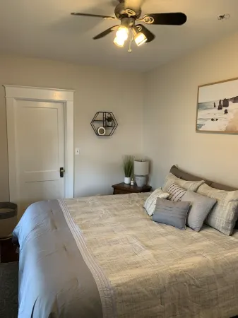 A Cozy home away from home  1 Bedroom Apartment