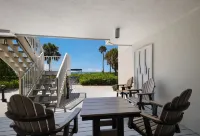 Turtle Shores BEACHFRONT Retreat!  Waterfront oasis to completely unwind!