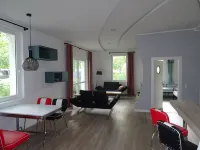 Schöne, Neue Ferienwohnung, Familienfreundlich in Zentrums- und Schlossparknähe