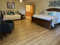 Best Bay View, 7 Acres, Kayaks, Bikes, Game Room, Boat/Cargo Lift, Pets Welcome