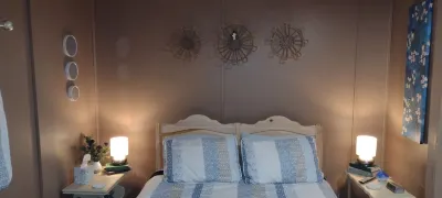 Cozy, comfortable and close to Cleveland-Canton-Skiing & Cuyahoga Natl. Park