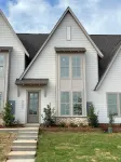 Back To College! 3 Bed Rooms 2.5 Bathroom- College Street near 280