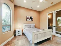 Villa with great view/pool/spa Hotel in zona Cilurzo Vineyard & Winery