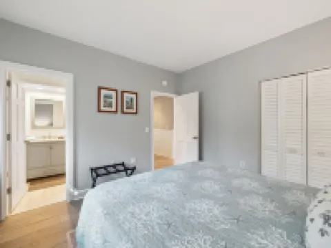 Close to the Beach- Golf View, 18th Green, Turtle Point Hotels in Kiawah Island