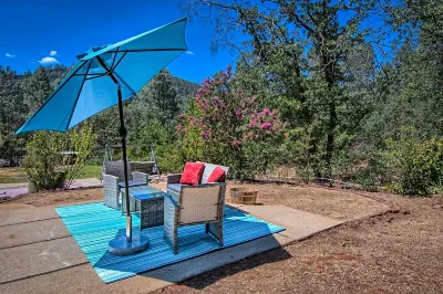 Peaceful Cottage Retreat - 1 mile from Lake Shasta